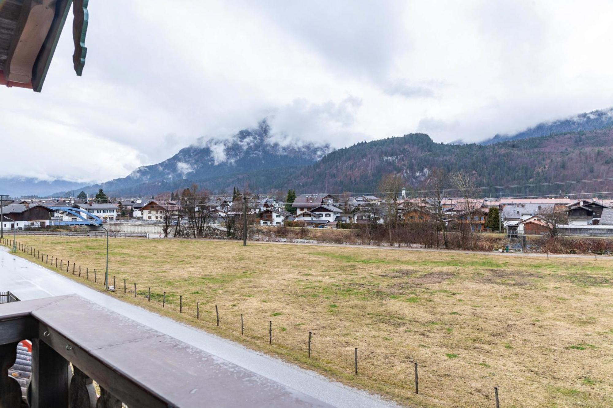 Ferienwohnung Haus Andrä Farchant Exterior foto